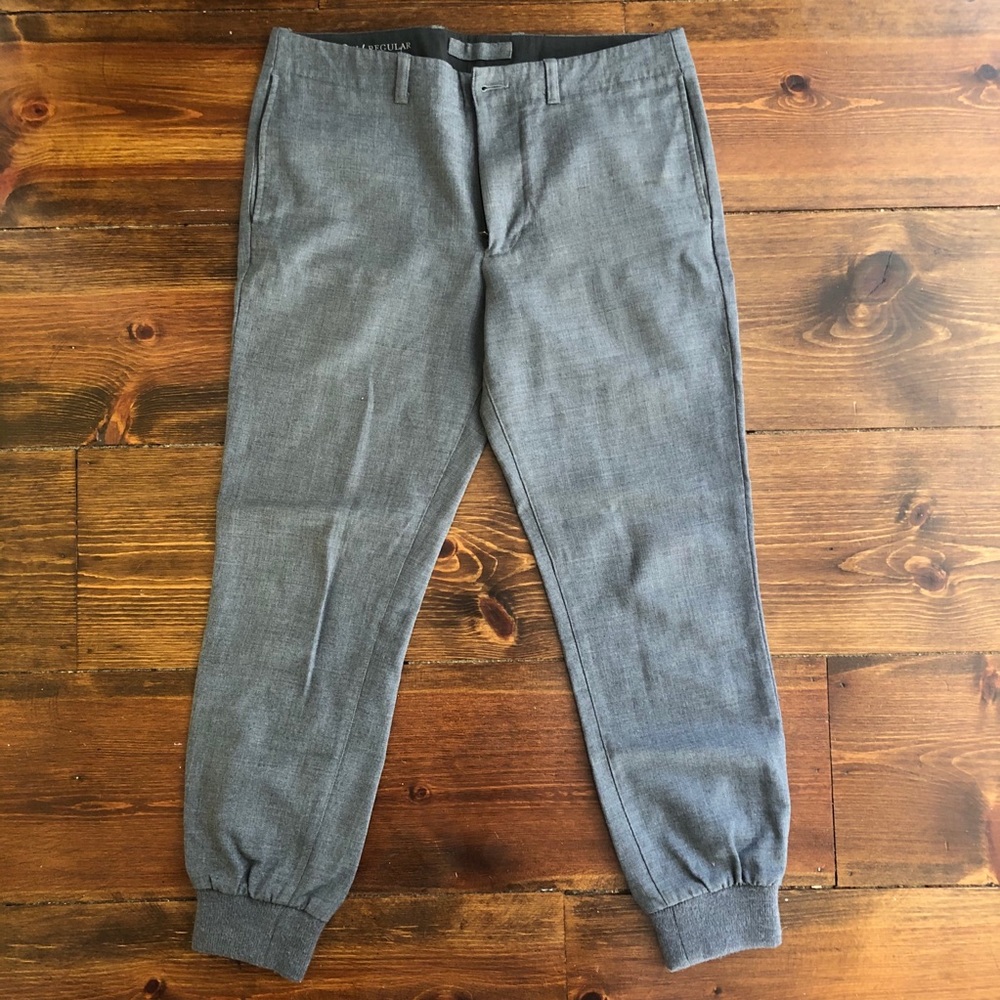 Dress-pant joggers.